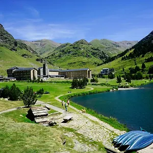 Отель Vall De Nuria, Керальбс